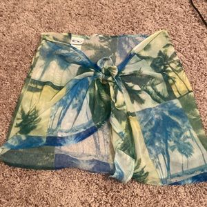 Hawaiian print sarong 1 size